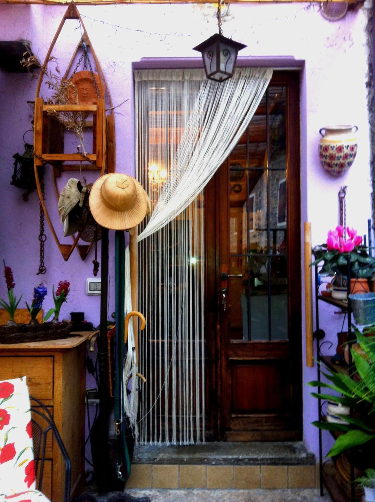 A Casa Di Susi Acomodação com café da manhã Castelnuovo del Garda Exterior foto